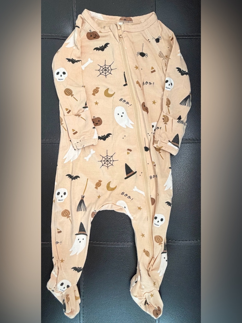 👻🎃Quincy Mae Organic Bamboo Halloween Zip Footie - Pristine Like New 0-3M